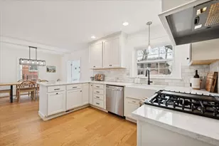 736 Ottawa Ave, Park Ridge, IL 60068 - Photo 9