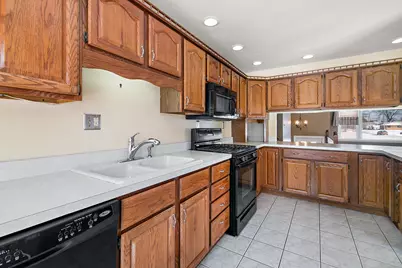 401 N Greeley, Aroma Park, IL 60910 - Photo 9