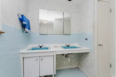 201 Valley View Drive, Wilmette, IL 60091 - Photo 23