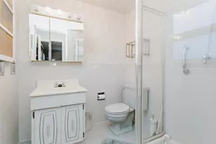 201 Valley View Dr, Wilmette, IL 60091 - Photo 25