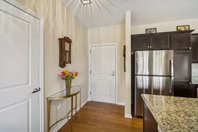 2220 Founders Drive #107, Northbrook, IL 60062 - Photo 3