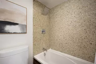 2100 N Lincoln Park W, Chicago, IL 60614 - Photo 19