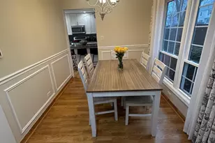 2062 Danbury Pl, Hoffman Estates, IL 60169 - Photo 5