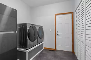 1005 Hilary Ln, Cary, IL 60013 - Photo 25