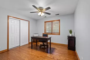 1005 Hilary Ln, Cary, IL 60013 - Photo 17