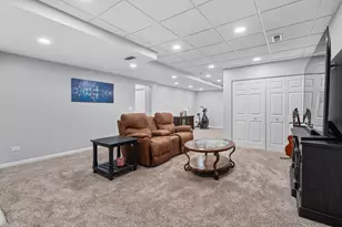 1005 Hilary Ln, Cary, IL 60013 - Photo 21