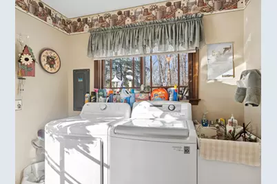 1102 Dennis Lane, Elgin, IL 60120 - Photo 19