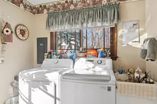 1102 Dennis Ln, Elgin, IL 60120 - Photo 19