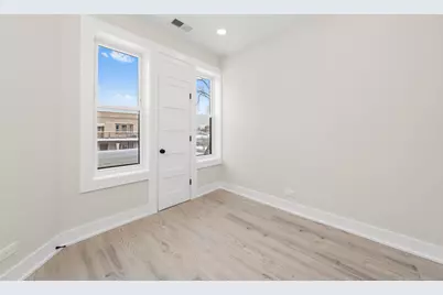 3107 W Flournoy Street, Chicago, IL 60612 - Photo 11