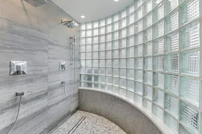 664 N Peoria Street #N, Chicago, IL 60642 - Photo 13