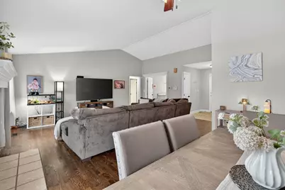 1412 Bar Harbour Road, Aurora, IL 60504 - Photo 11