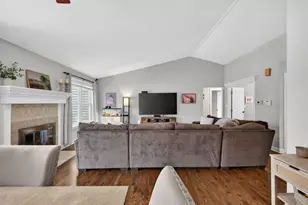 1412 Bar Harbour Rd, Aurora, IL 60504 - Photo 9