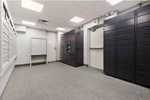 420 W Belmont Ave, Chicago, IL 60657 - Photo 33