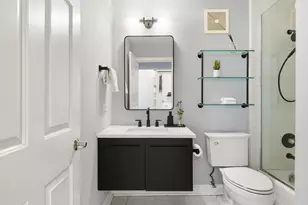 111 E Chestnut St, Chicago, IL 60611 - Photo 35