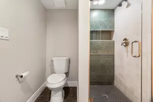 1807 N 74th Ct, Elmwood Park, IL 60707 - Photo 27