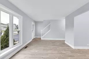 2010 N Nicole Ln, Round Lake Beach, IL 60073 - Photo 7