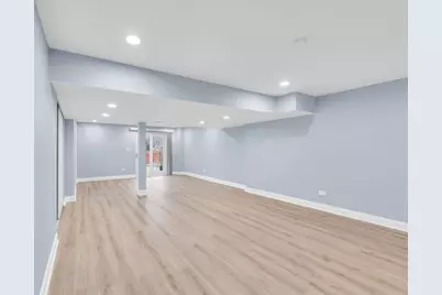 2010 N Nicole Lane, Round Lake Beach, IL 60073 - Photo 25