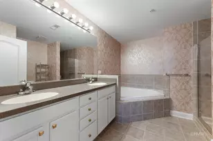 1 Itasca Pl, Itasca, IL 60143 - Photo 25