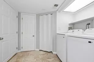 8818 Fairway Dr, Orland Park, IL 60462 - Photo 17