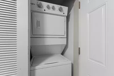 5731 N Washtenaw Avenue #1R, Chicago, IL 60659 - Photo 15