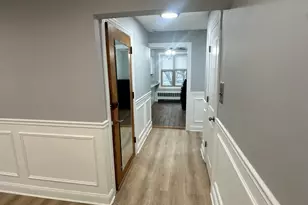 2409 W Jarvis Ave, Chicago, IL 60645 - Photo 7