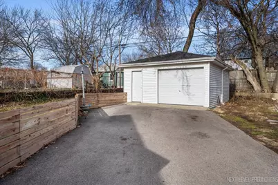 950 2nd Avenue, Aurora, IL 60505 - Photo 25