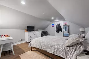 950 2nd Ave, Aurora, IL 60505 - Photo 17