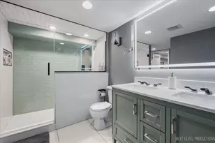 950 2nd Ave, Aurora, IL 60505 - Photo 21