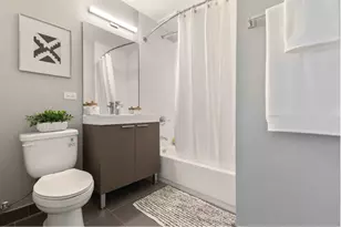 420 W Belmont Ave, Chicago, IL 60657 - Photo 7