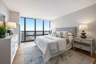 10 E Ontario St, Chicago, IL 60611 - Photo 15