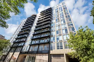 450 W Briar Pl, Chicago, IL 60657 - Photo 1