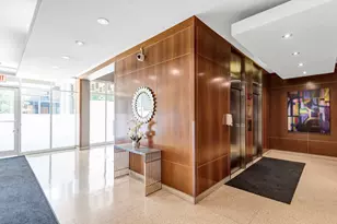 450 W Briar Pl, Chicago, IL 60657 - Photo 5