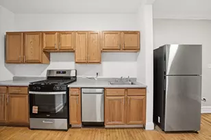 2336 W Addison St, Chicago, IL 60618 - Photo 3