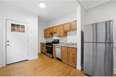 2336 W Addison Street #i2, Chicago, IL 60618 - Photo 5