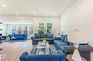 2343 Ridgeland Ave, Berwyn, IL 60402 - Photo 7