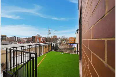 1523 W Huron Street #3, Chicago, IL 60642 - Photo 7