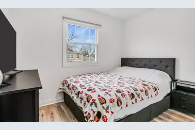 655 Hale Court, Wheeling, IL 60090 - Photo 13