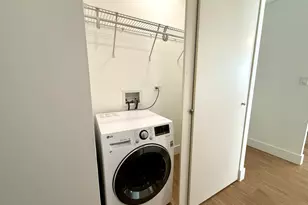 420 W Belmont Ave, Chicago, IL 60657 - Photo 19