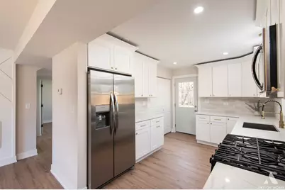 11334 S Nashville Avenue, Worth, IL 60482 - Photo 7