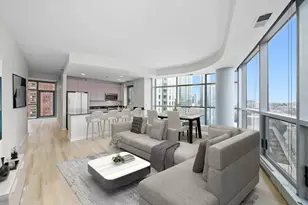 303 W Ohio St, Chicago, IL 60654 - Photo 9