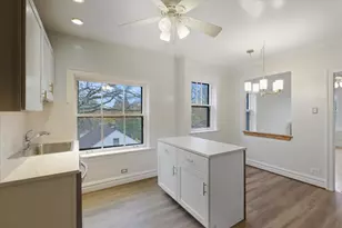 1507 Dobson St, Evanston, IL 60202 - Photo 7