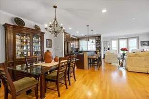 1923 Lynn Cir, Libertyville, IL 60048 - Photo 7