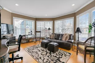 1923 Lynn Cir, Libertyville, IL 60048 - Photo 11