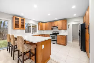 41W229 Colson Dr, Saint Charles, IL 60175 - Photo 15