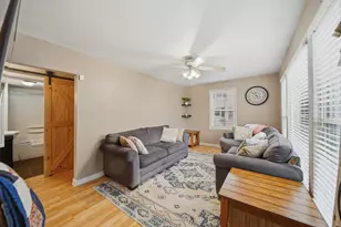 710 E 16th St, Sterling, IL 61081 - Photo 11