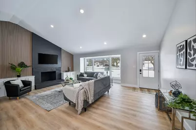 5740 Ridgewood Drive, Western Springs, IL 60558 - Photo 3