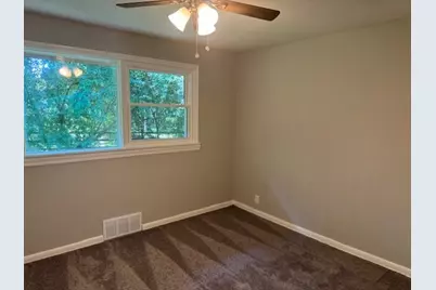 28450 N Shagbark Lane, Libertyville, IL 60048 - Photo 19