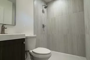 4521 S Hermitage Ave, Chicago, IL 60609 - Photo 23