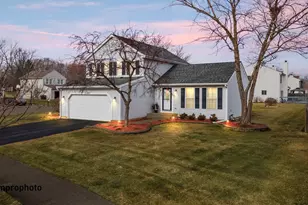 505 Cypress Bridge Rd, Lake Zurich, IL 60047 - Photo 3