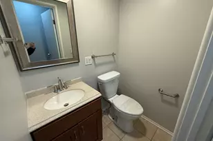 744 W Gordon Terrace, Chicago, IL 60613 - Photo 7